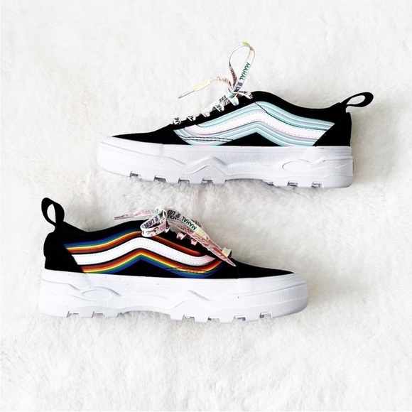 NIB Vans Old Skool Sentry Pride Black & White Rainbow Platform Sneakers - Picture 6 of 11